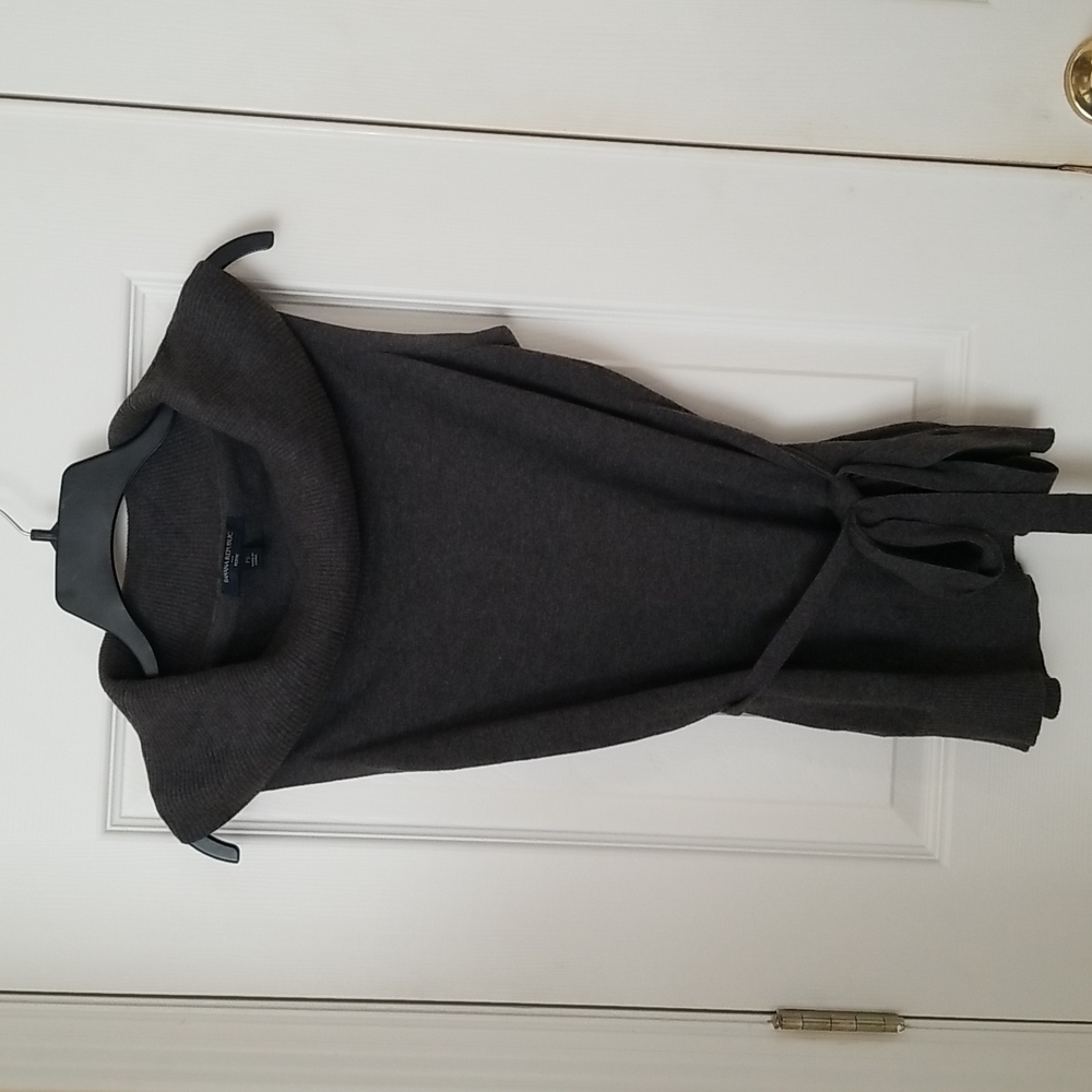 Cowl-Neck Sleeveless Ladies Sweater